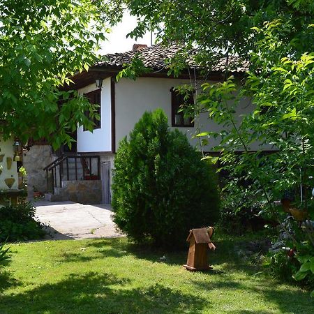 The Old House Guest House Obedinenie Habitación foto