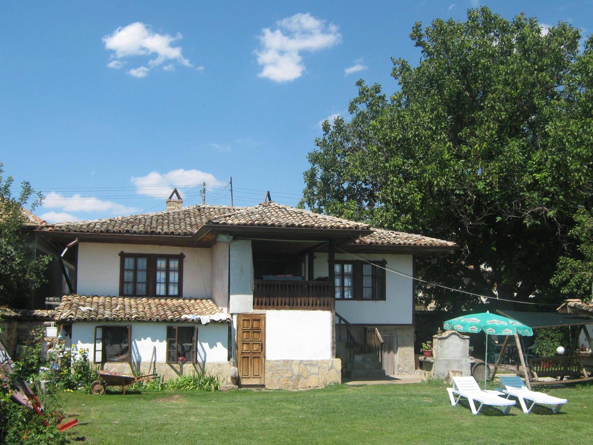 The Old House Guest House Obedinenie Habitación foto